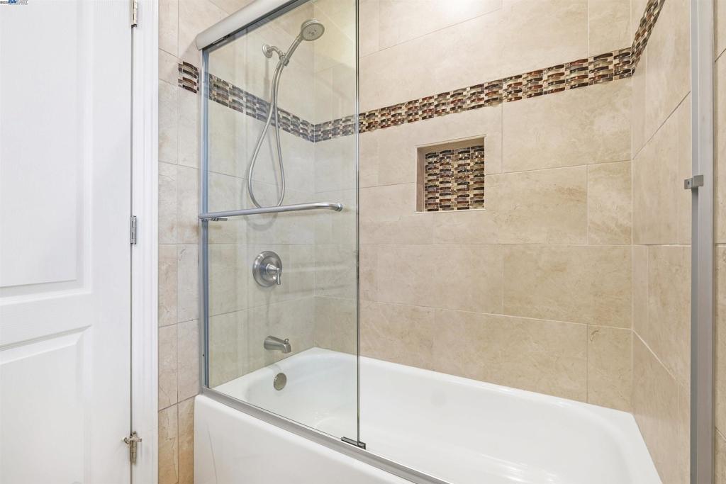 PARKMONT AREA - Residential