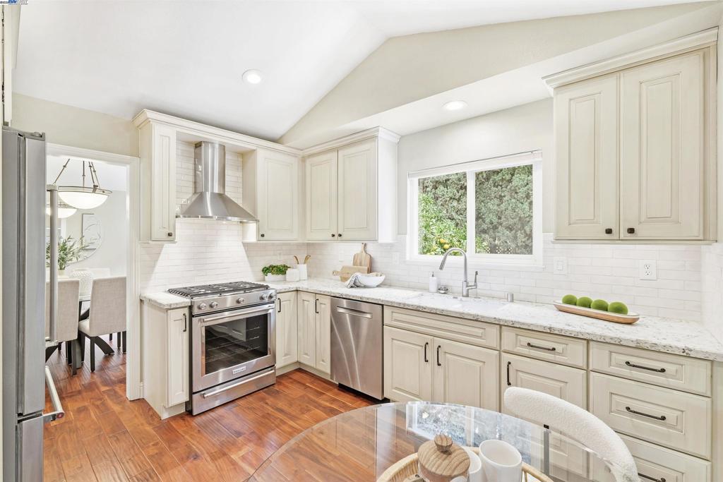 PARKMONT AREA - Residential