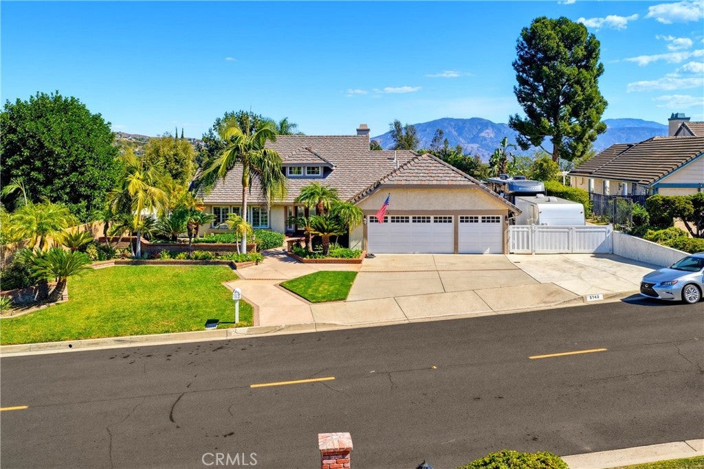 5142 Paseo Rico