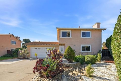 Photo of 3861 Cosmic Pl, Fremont, CA 94538 (MLS # 41122956)