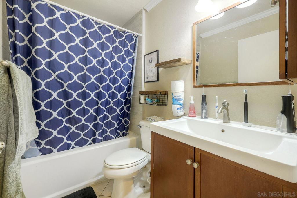 Lakeside - Residential