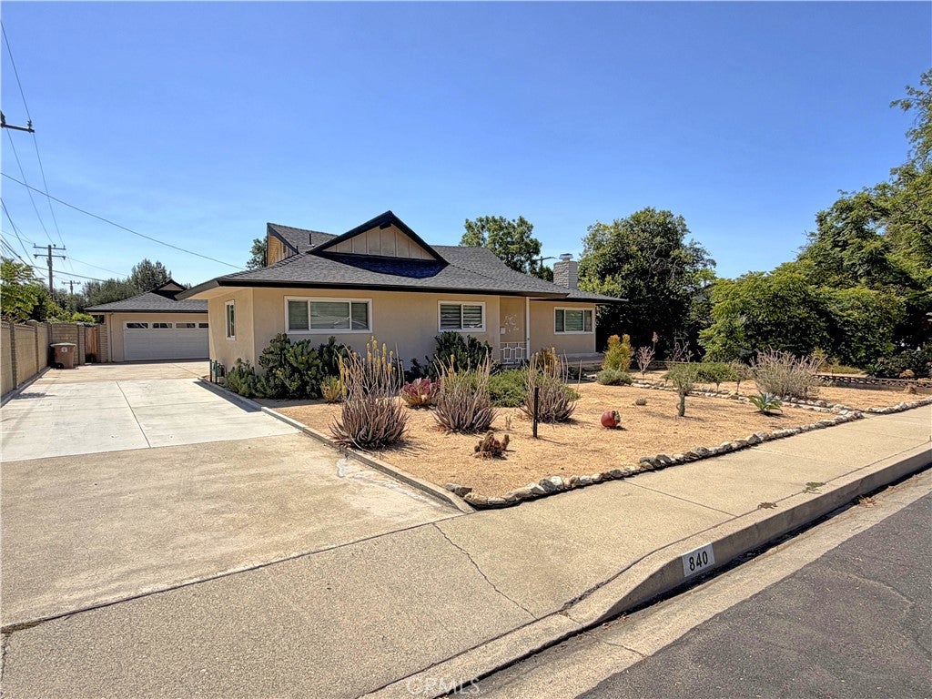 840 Northwestern DR