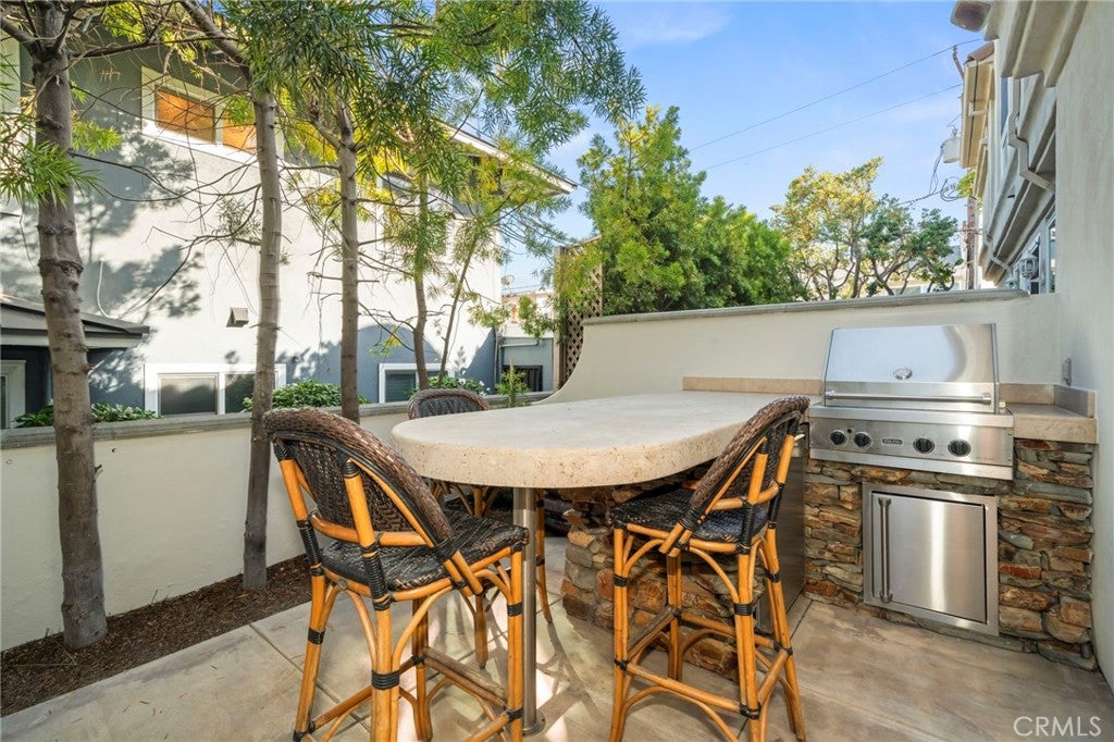 2101 E 15th 11, Newport Beach CA 92663 - Photo 15
