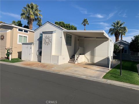 Photo of 84136 Avenue 44 Ave #114, Indio, CA 92203 (MLS # SW26013843)