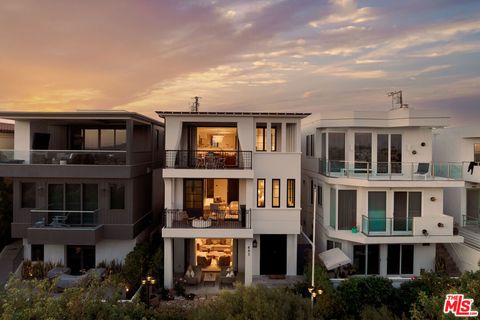 Photo of 461 26th Street, Manhattan Beach, CA 90266 (MLS # 26662971)