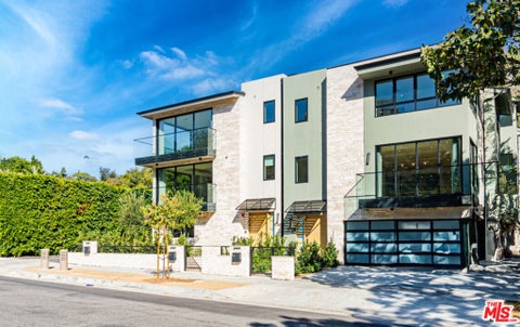 Photo of 11763 Bellagio Road, Los Angeles, CA 90049 (MLS # 26997977)