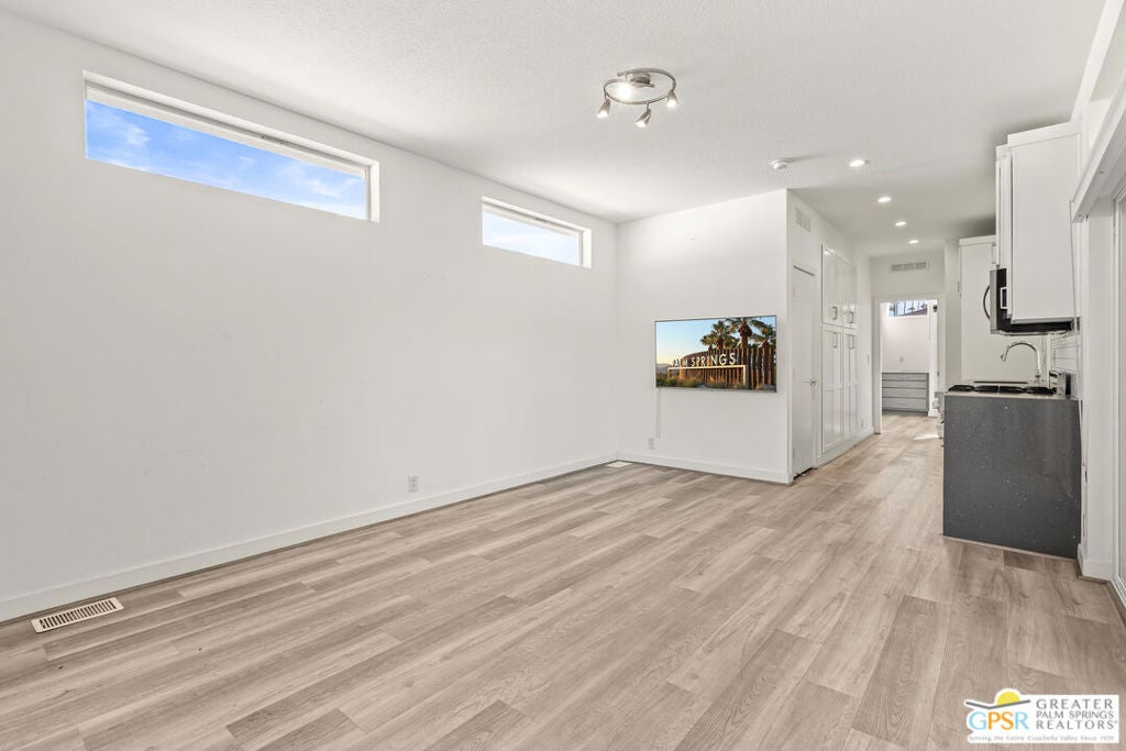 318 Lei Drive