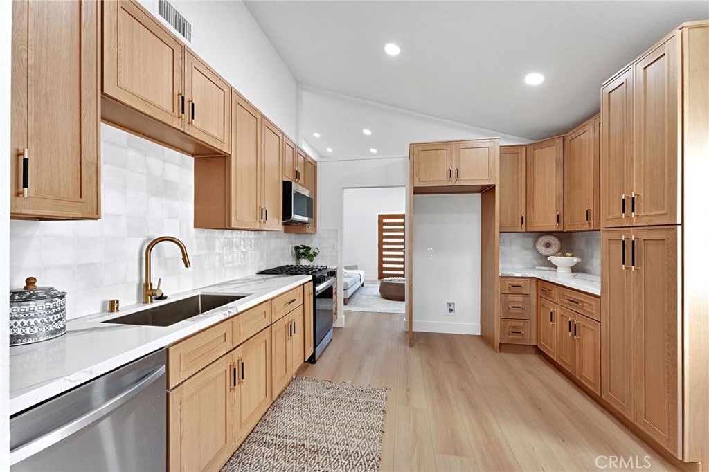 24852 Lagrima, Mission Viejo CA 92692 - Photo 11