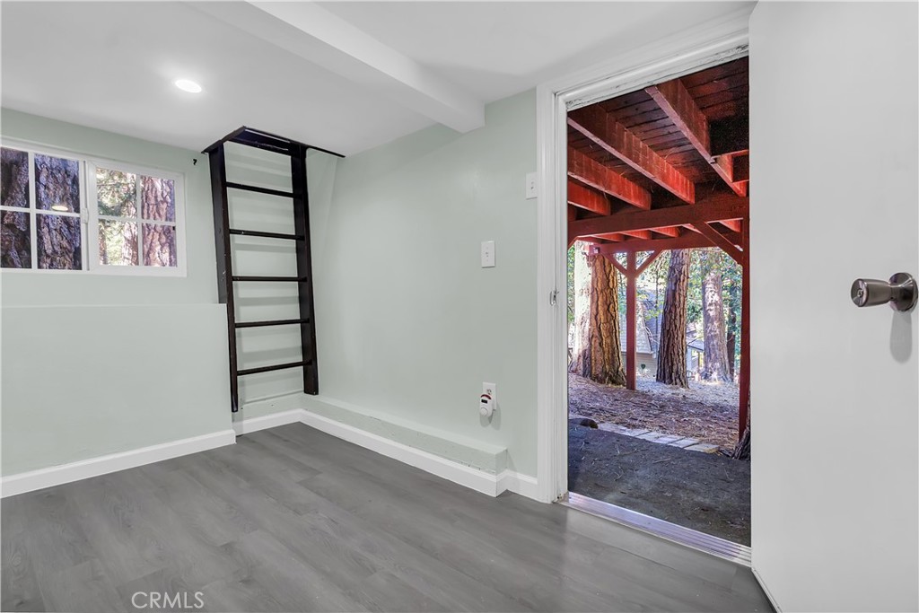 Crestline (CRES) - Residential