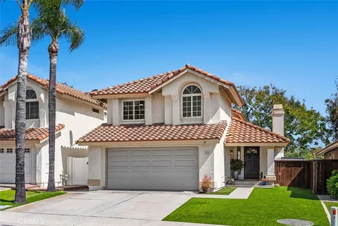 MLS: OC26092343