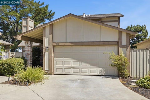Photo of 565 Mt Dell Dr DR, Clayton, CA 94517 (MLS # 41140013)