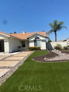 HOUSE FOR LEASE IN COLTON FEATURES 4 BEDROOMS, 2 BATHROOMS, 2 CAR GARAGE, 1563 SQ FT OF LIVING SPACE, BACKYARD, FAMILY ROOM, FIREPLACE, GAS COOKING, CENTRAL AC, FORCED HEATING, DISHWASHER, MICROWAVE, REFRIGERATOR. TENANT WILL BE RESPONSILBE FOR BACK YARD