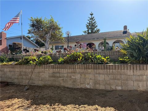 Photo of 749 Woodland Dr, Los Osos, CA 93402 (MLS # SC25256453)