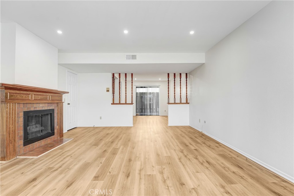 Not Applicable-105 - Residential Lease