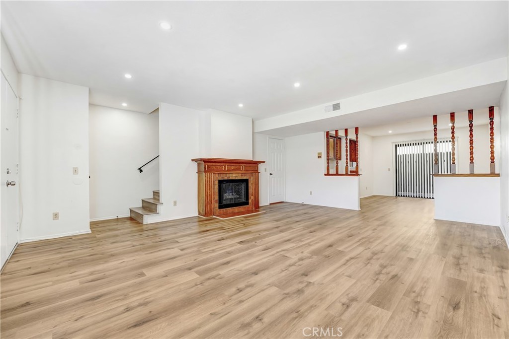 Not Applicable-105 - Residential Lease