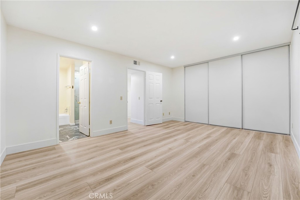 Not Applicable-105 - Residential Lease