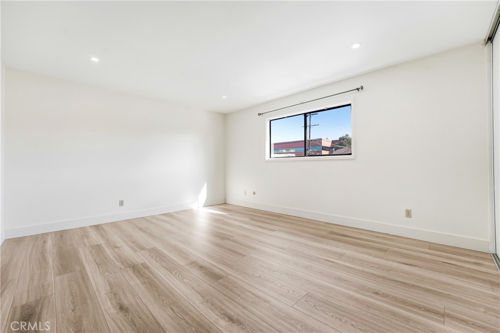 Not Applicable-105 - Residential Lease