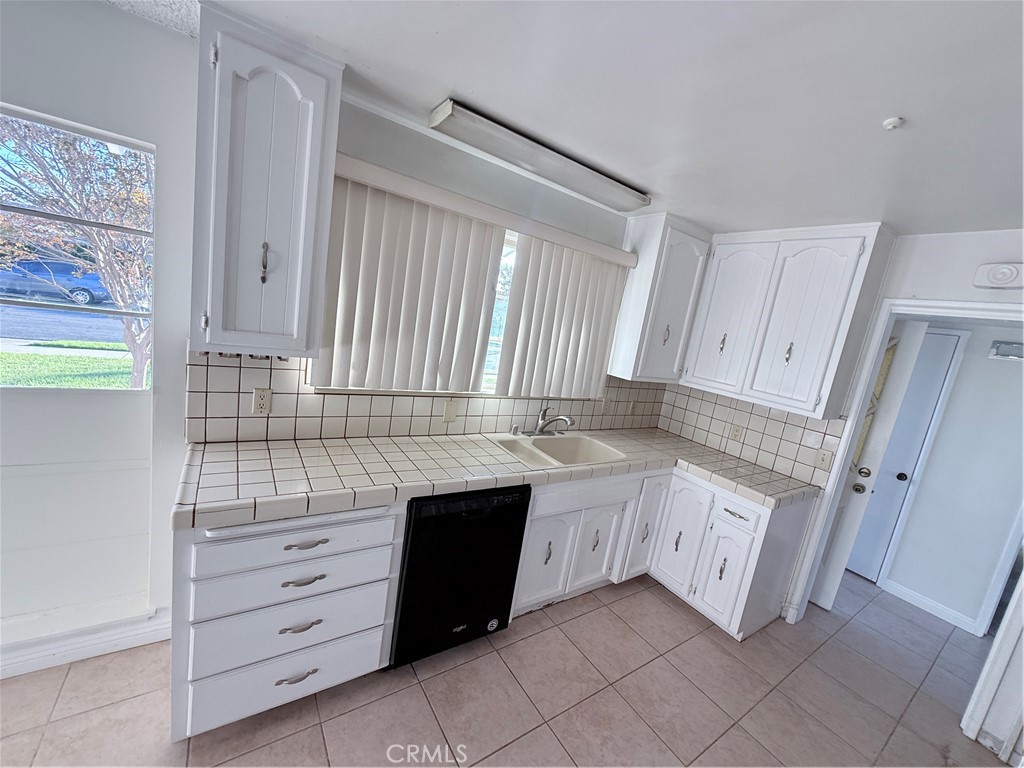 S.E 1/4 OF THE N.W 1/4 - Residential