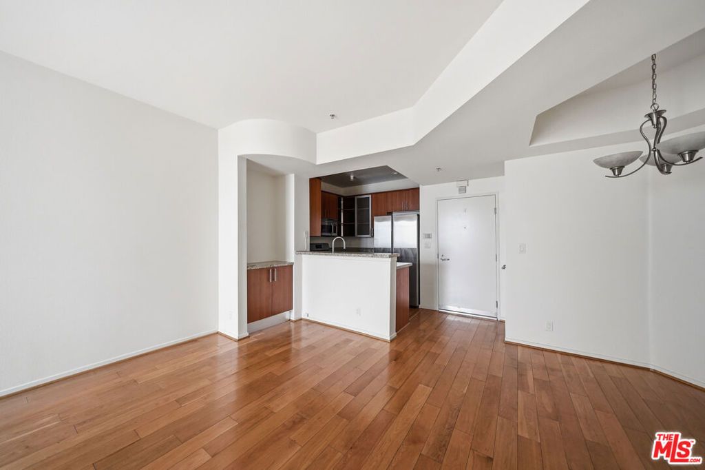 Photo of 620 S Gramercy Place #127, Los Angeles, CA 90005 (MLS # 26827369)