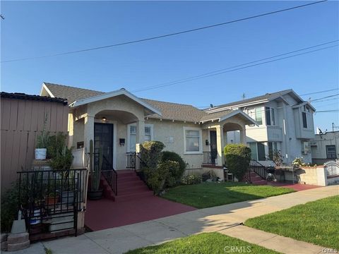 Photo of 782 W 14th Street, San Pedro, CA 90731 (MLS # SB26043257)