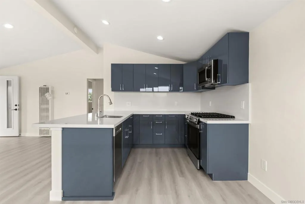 San Diego, California 92109, United States, ,Residential,Coming Soon,145319