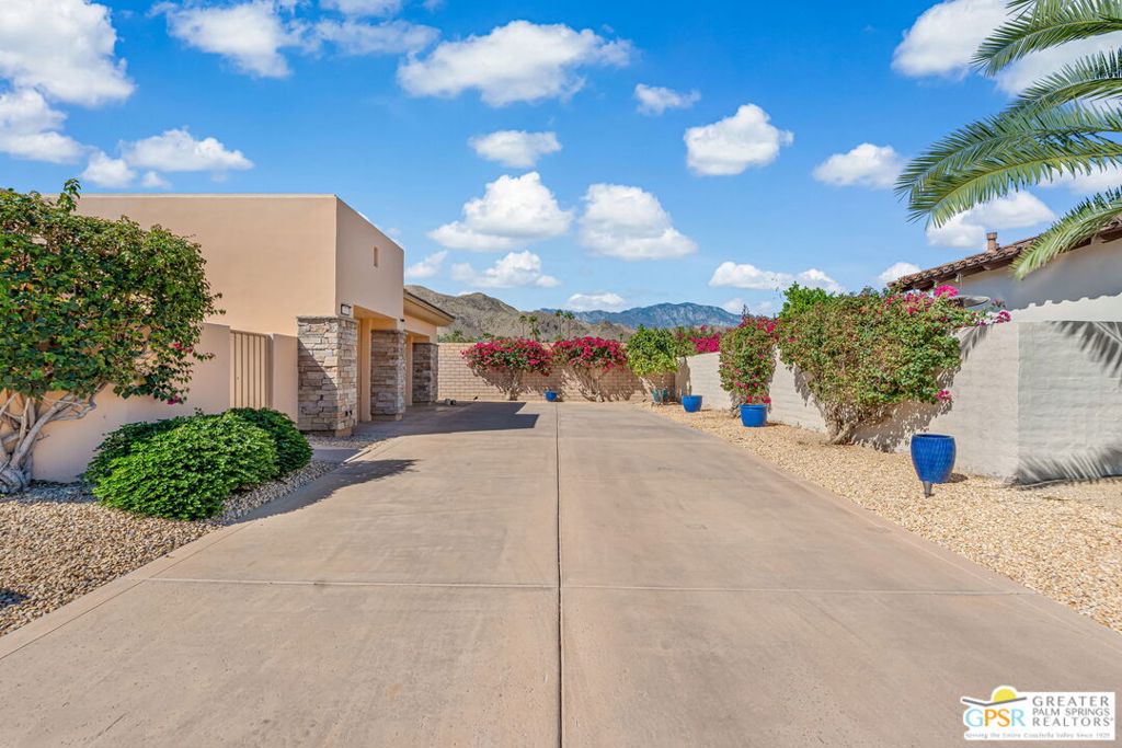 7 Ridgeline Way