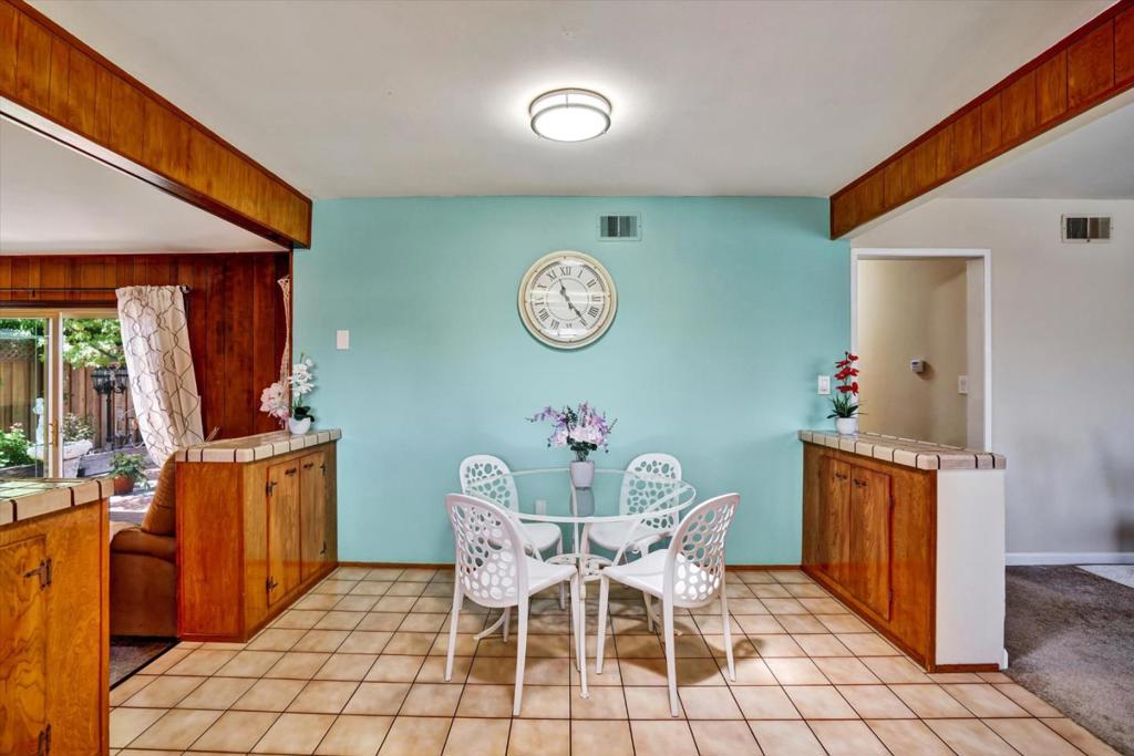 831 Wagoner Drive