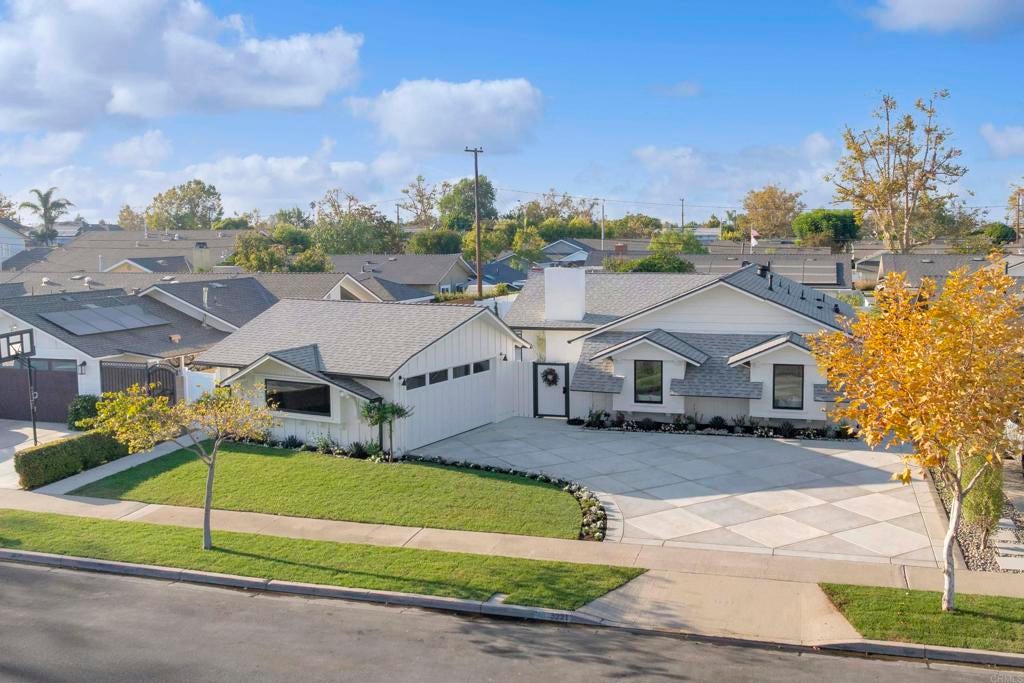 3221 Kempton Drive