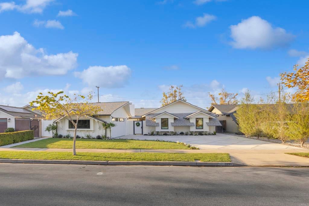 3221 Kempton Drive
