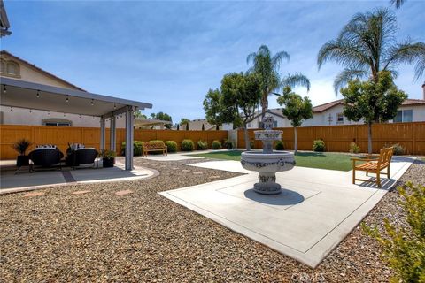 Tiny photo for 32839 Tiempo Circle, Temecula, CA 92592 (MLS # SB25154651)