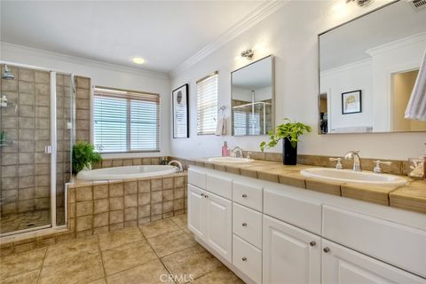 Tiny photo for 32839 Tiempo Circle, Temecula, CA 92592 (MLS # SB25154651)