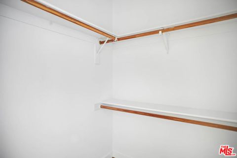 Tiny photo for 811 11th Street #4, Santa Monica, CA 90403 (MLS # 25595335)