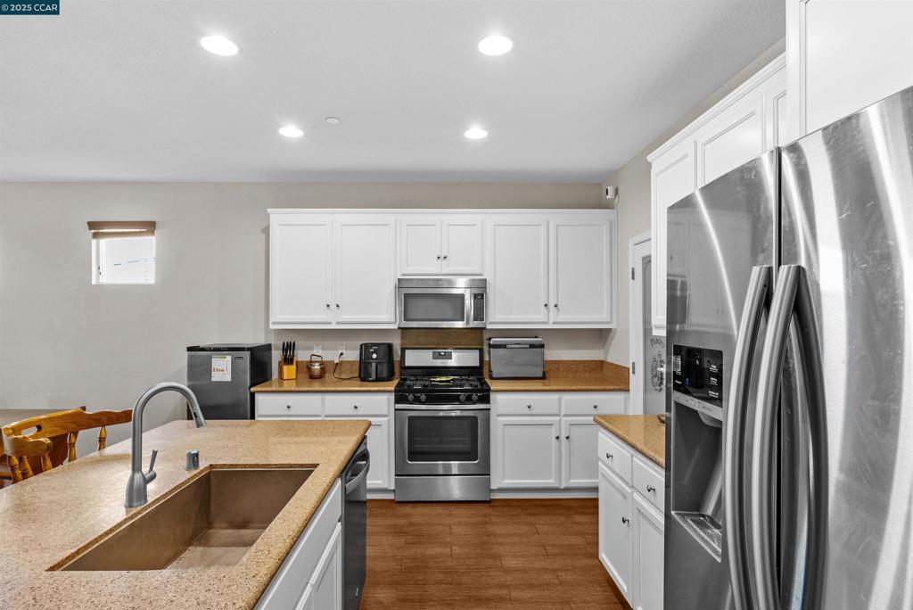 FAIRFIELD - Residential