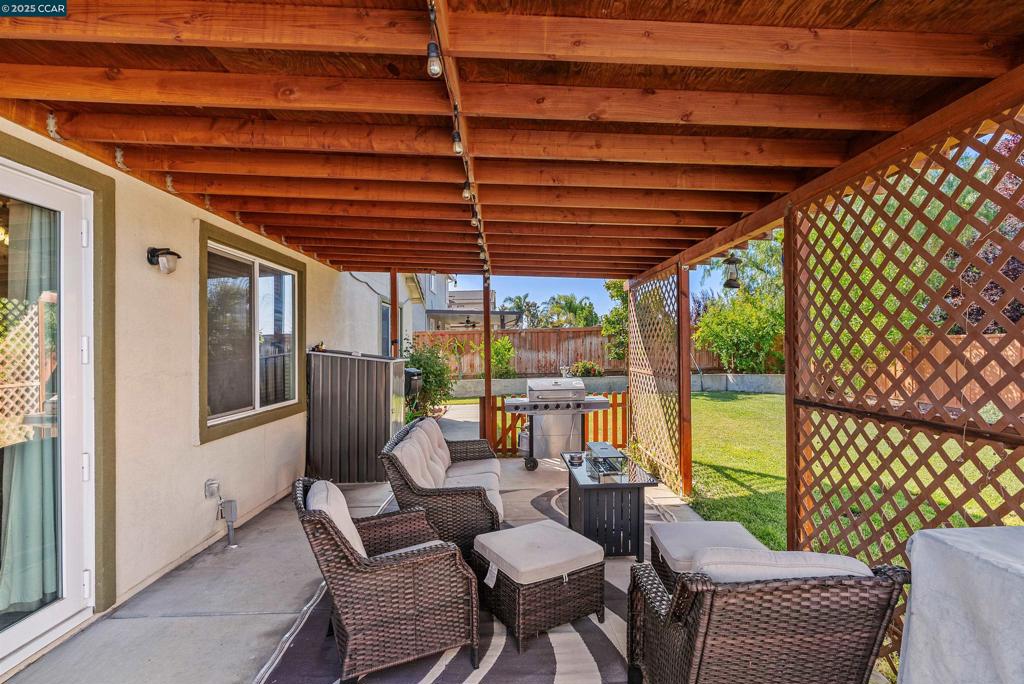 FAIRFIELD - Residential