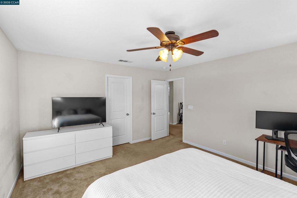 FAIRFIELD - Residential