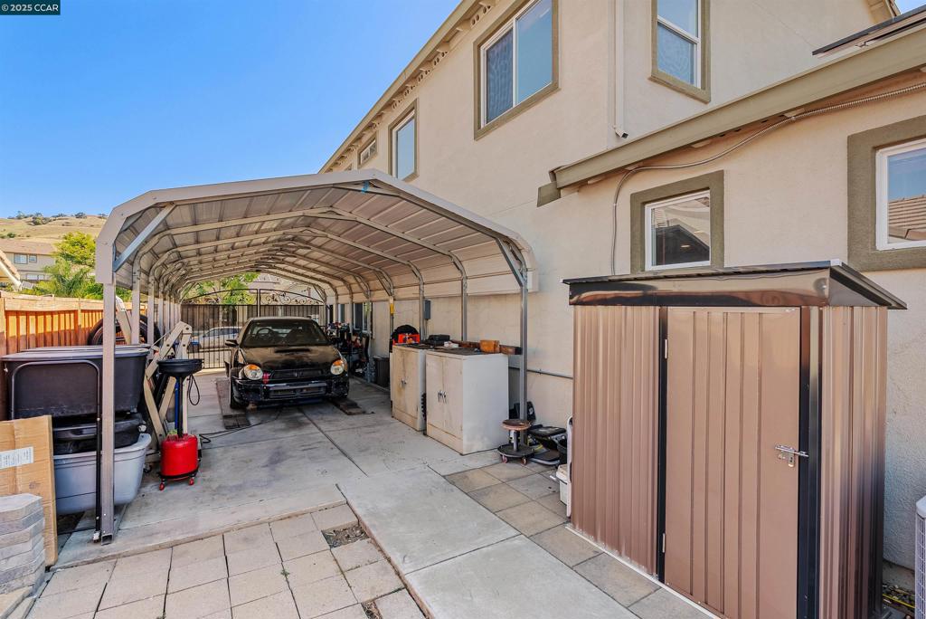 FAIRFIELD - Residential