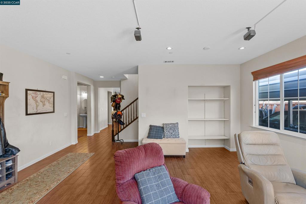 FAIRFIELD - Residential