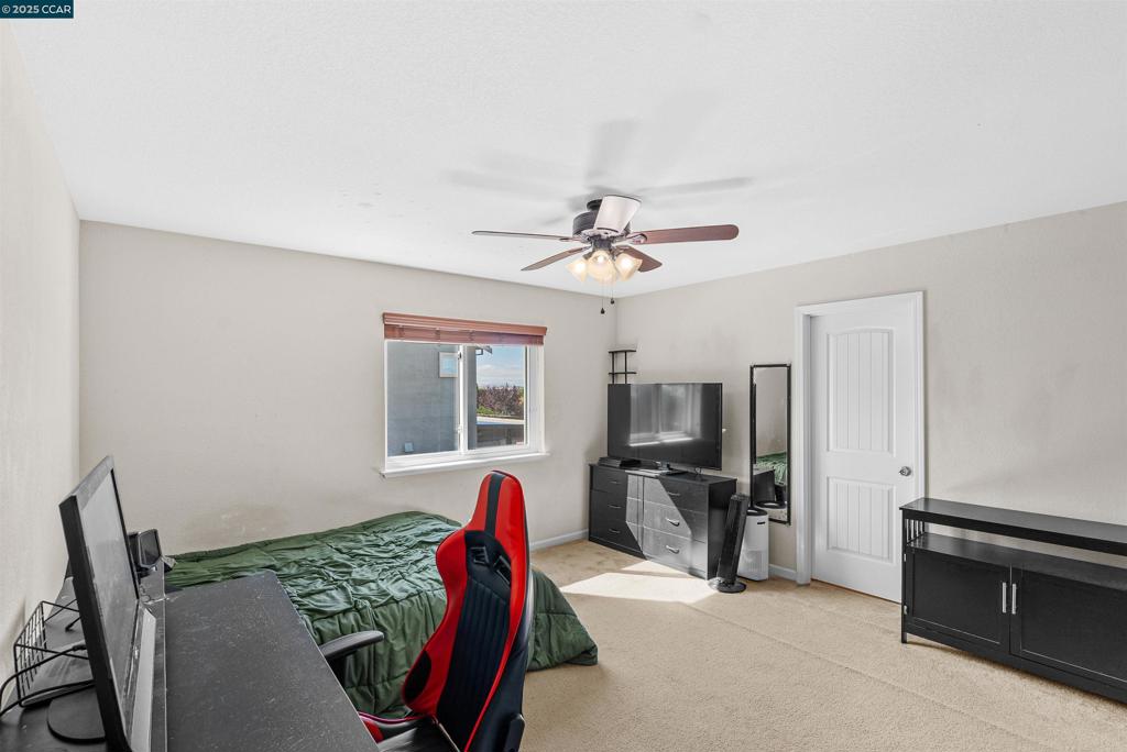 FAIRFIELD - Residential