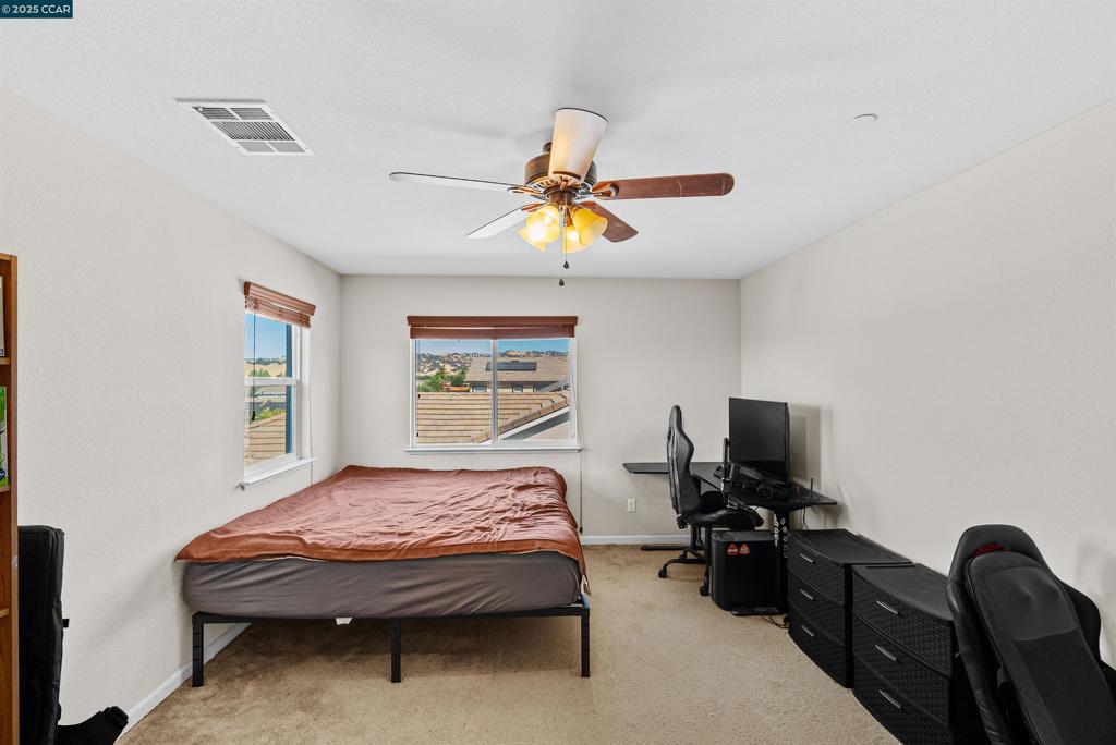 FAIRFIELD - Residential