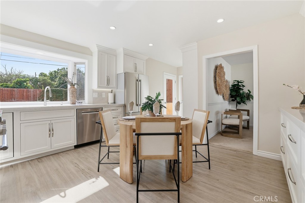 1936 Homeworth Drive