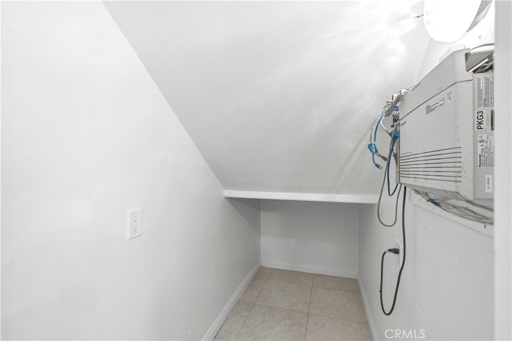 14902 Dahlquist, Irvine CA 92604 - Photo 35