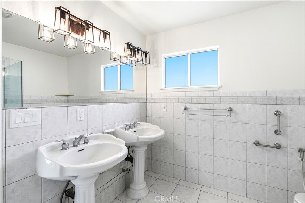 14902 Dahlquist, Irvine CA 92604 - Photo 24