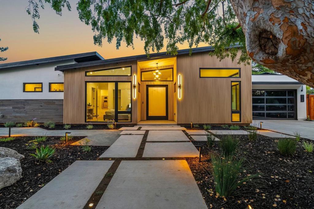 175 Beverly Lane, Los Altos CA 94022
