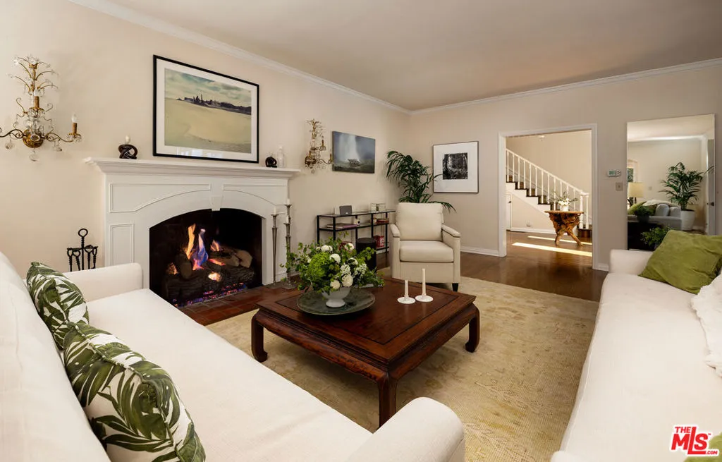 Santa Barbara, California 93108, United States, 3 Bedrooms Bedrooms, ,4 BathroomsBathrooms,Residential,Active,255158