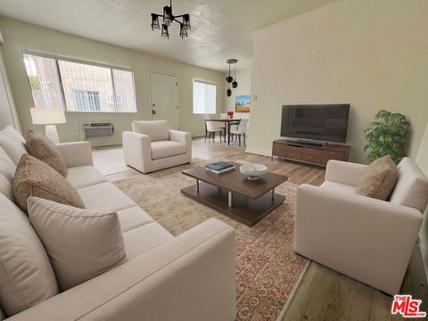 Photo of 148 N Normandie Avenue #3, Los Angeles, CA 90004 (MLS # 25624859)