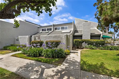 MLS: OC26116921