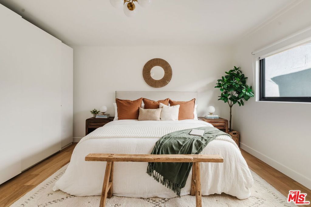 listing image 130728015084346366046