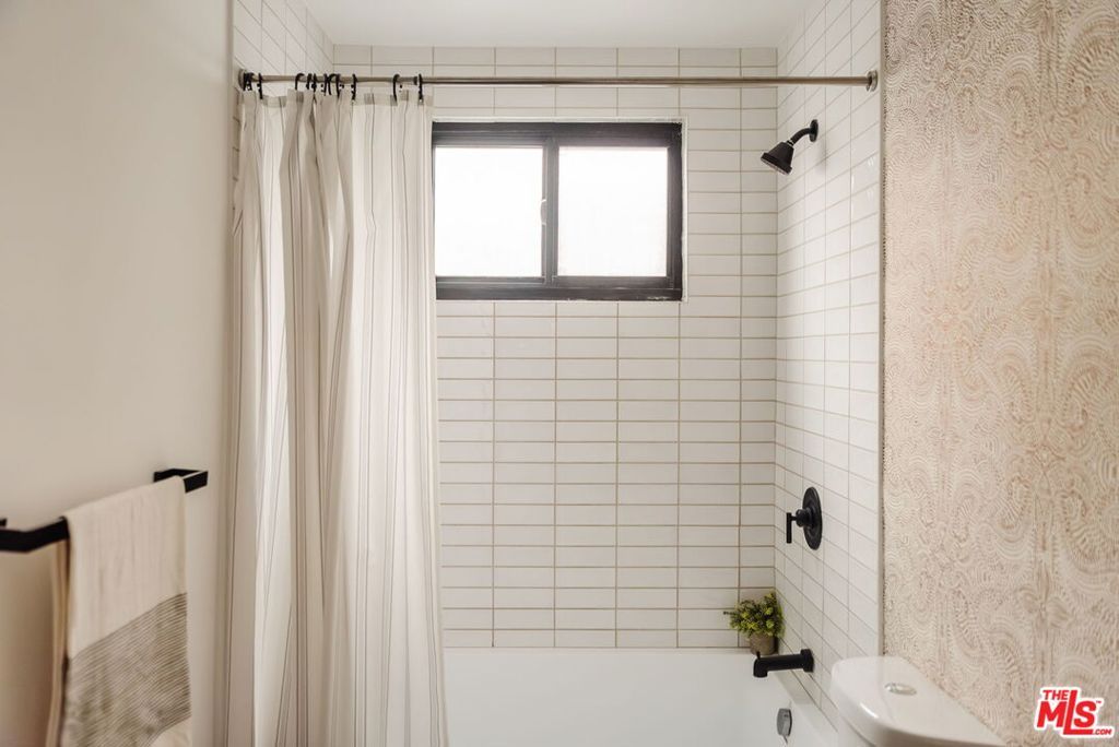 listing image 130721198704080390880