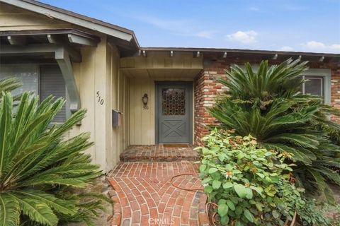Photo of 510 S Sparks St, Burbank, CA 91506 (MLS # PI26077234)