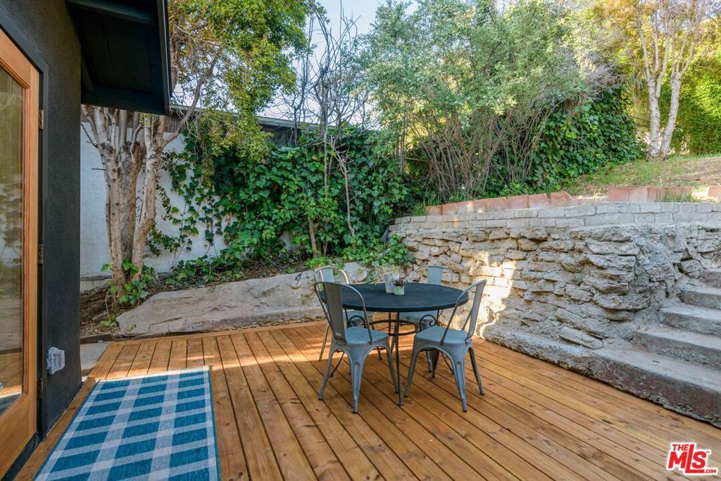 listing image 130721488615704732001